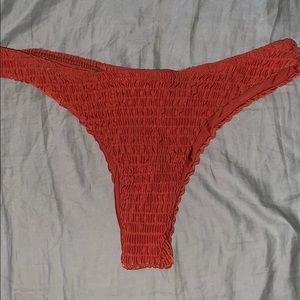 Ruched bikini bottoms